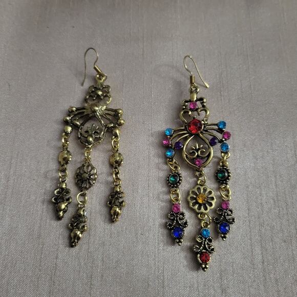 Colorful boho gold tone chandelier earrings - Picture 3 of 3